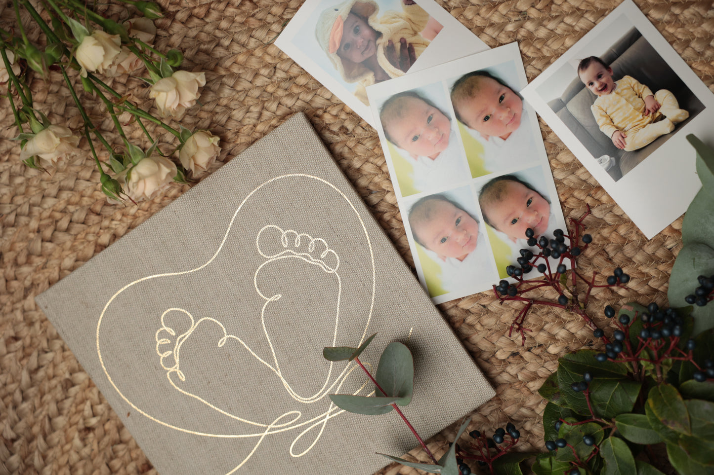 Komplet za buduće mame: Dnevnik za trudnice i Radosnica za bebe